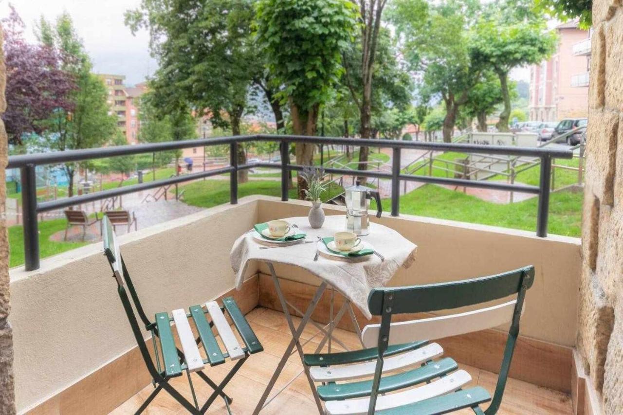 Apartamento Kuia En Gran Bilbao Con Terraza Y Vistas A Un Parque バサウリ エクステリア 写真